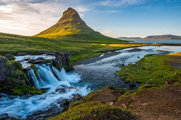 Tagesausflüge ab Reykjavik Tagesausflüge ab Reykjavik